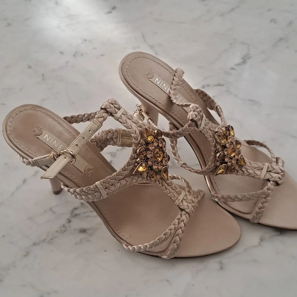 Shoe - Picture 5 of 5